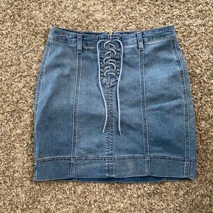 Hayden Los Angeles denim skirt- size small
